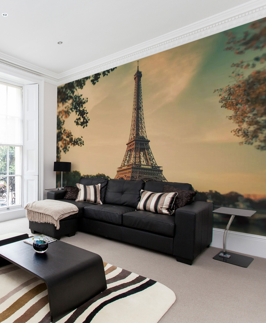 Фотообои с видами Парижа в вашей гостиной